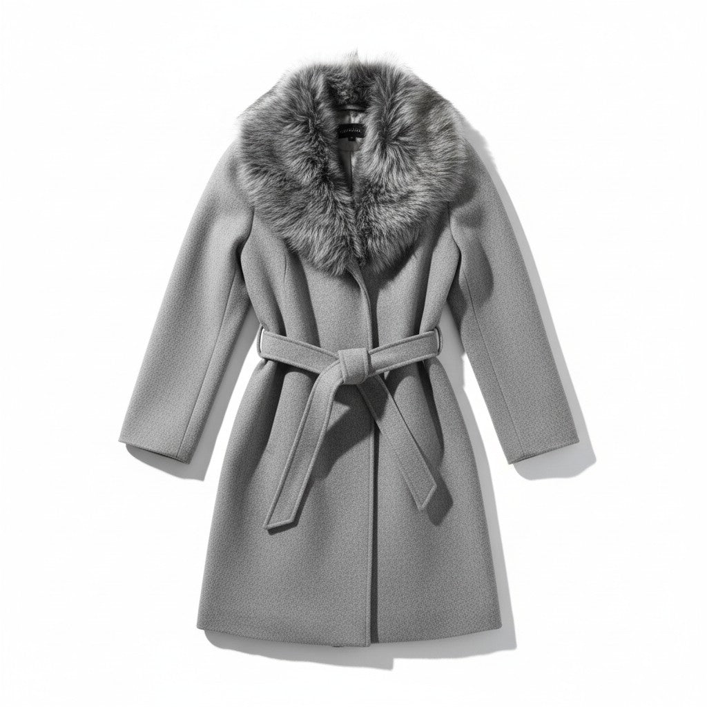 Women’s green coat with faux fur collar – long, elegant and warm