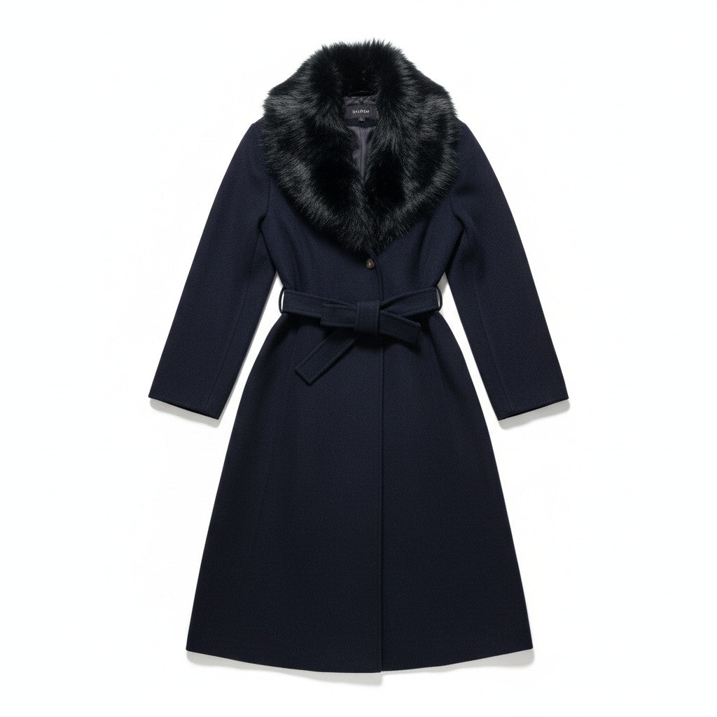 Women’s green coat with faux fur collar – long, elegant and warm