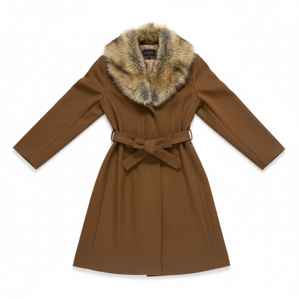 Women’s coat with faux fur collar – long, elegant and warm